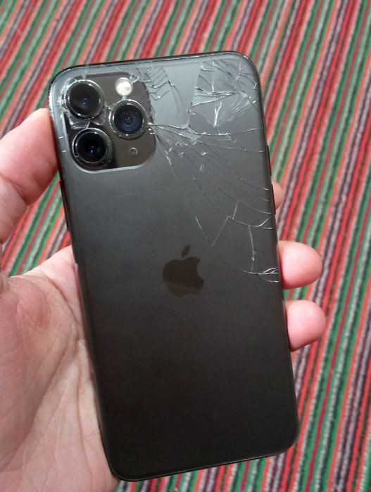 Iphone 11 pro 64Gb yomkst 71%