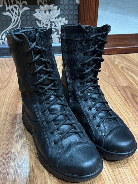 Продам женские берцы