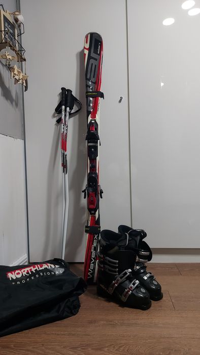 Продам горнолыжный комплект