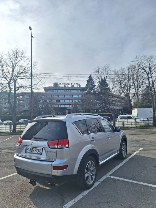 Citroen C-Crosser 2.2Hdi