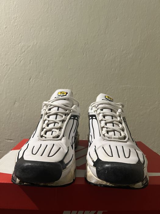 Оригинални Nike Air Max Plus 3 TN – бяло / черно 45/29см стелка