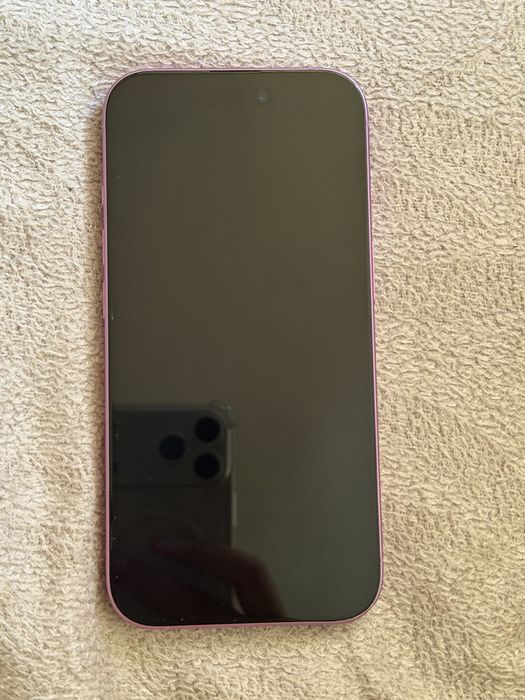 Iphone 16 Pink.