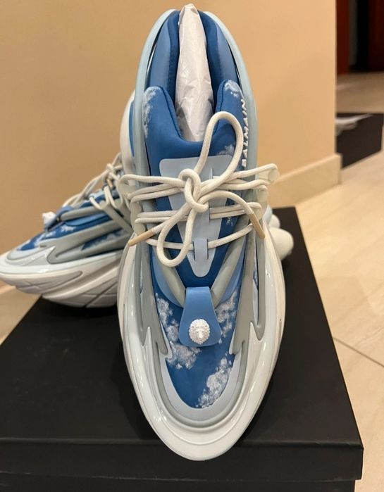Adidași Balmain Unicorn