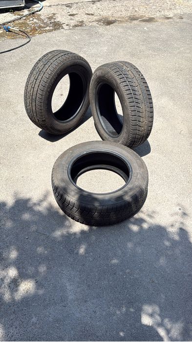 Продам шины в отличном состояние