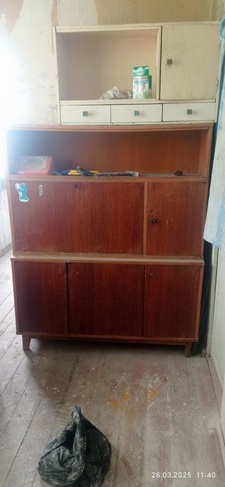 Продается сервант