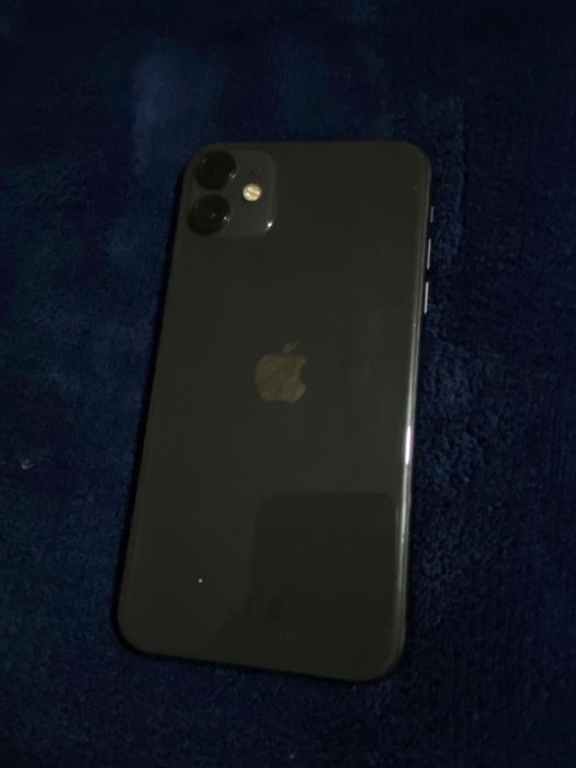 Айфон 11 64гб документы коробка есть