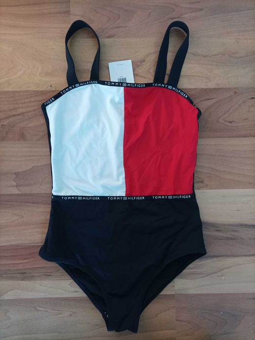 Tommy Hilfinger 10-12г бански