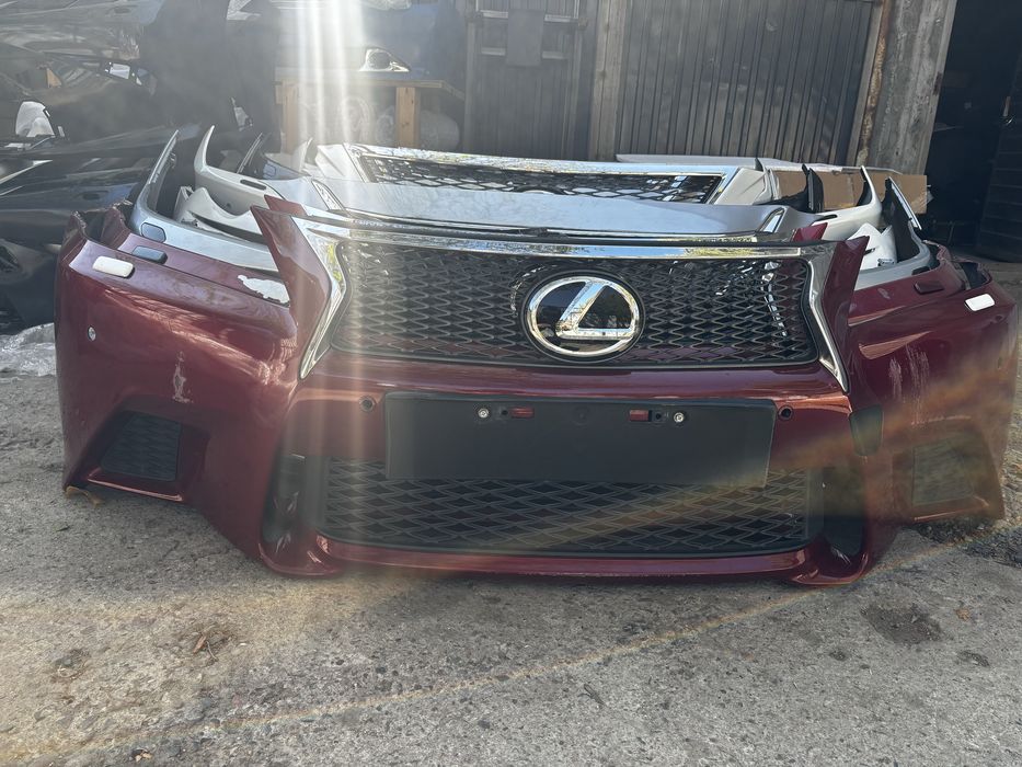 Бампер на lexus Rx