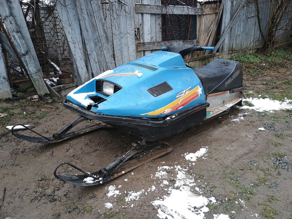 Snowmobil/ Polaris StarTrak 250