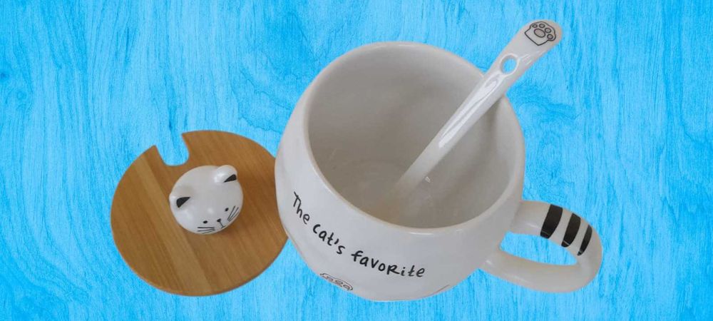 Cana ceramica cu lingurita si capac bambus, Cat's Favorite, 300 ml