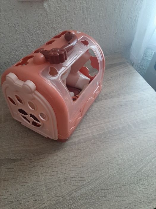 Jucarii catelul la coafor