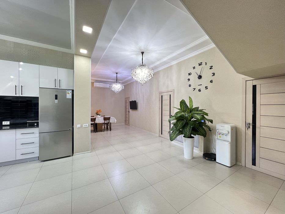 Продается дом 240м2, 6соток