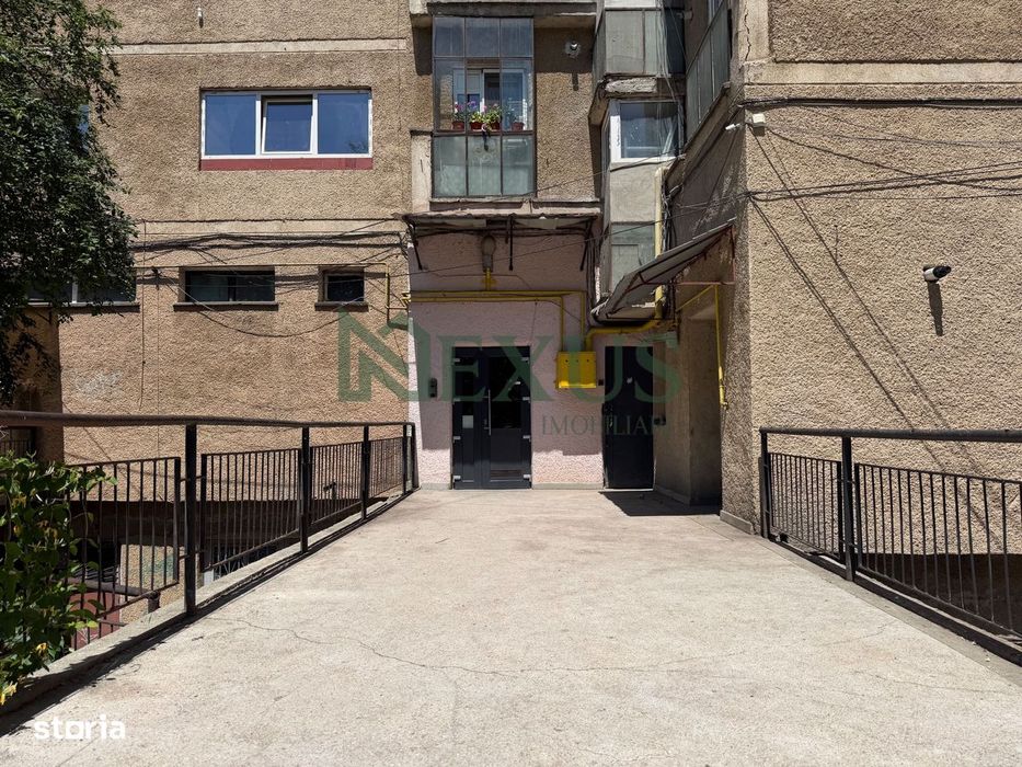 Apartament 2 camere decomandat ultracentral de Vanzare