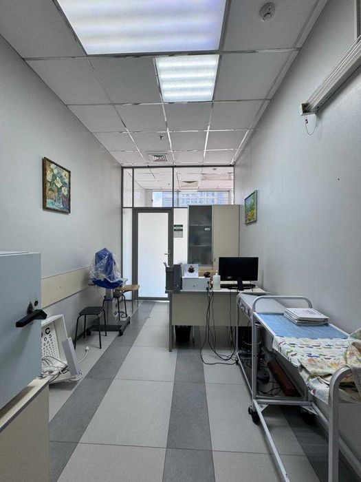 Свободное назначение,· 570 м²
