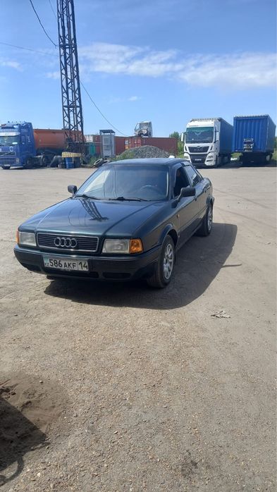 Продам Ауди В4, срочно
