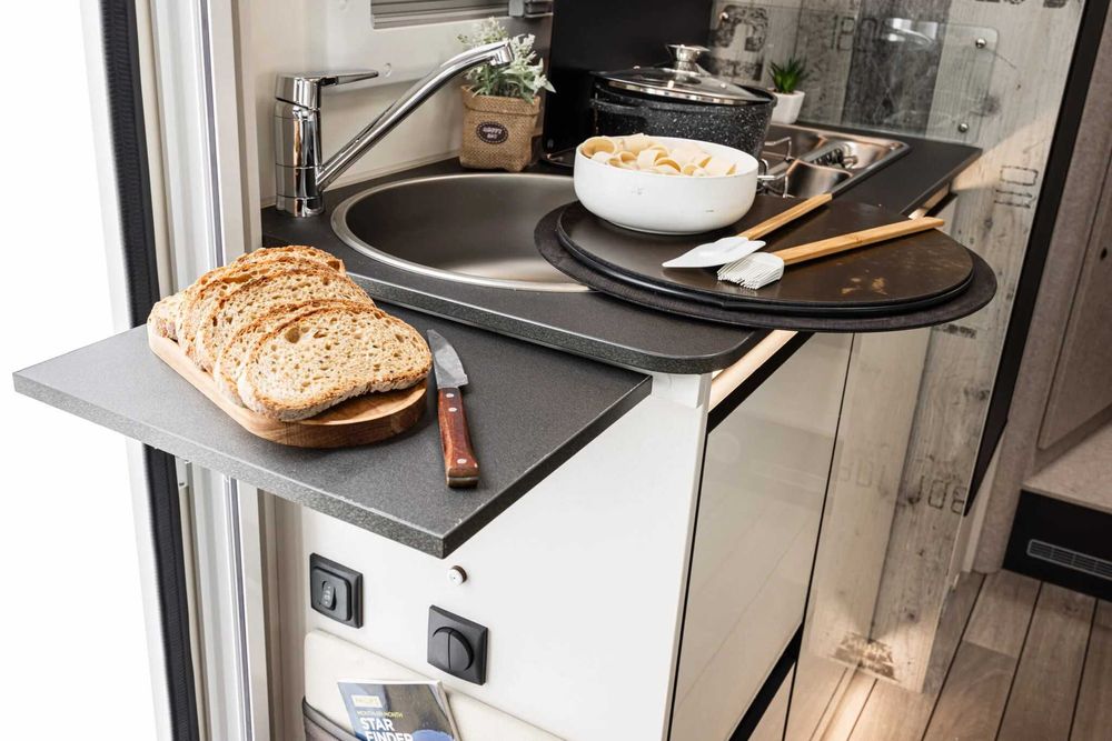 Autorulota McLouis 339 Ford ,Lungime 6,7 m,165 CP,cutie automata,2026