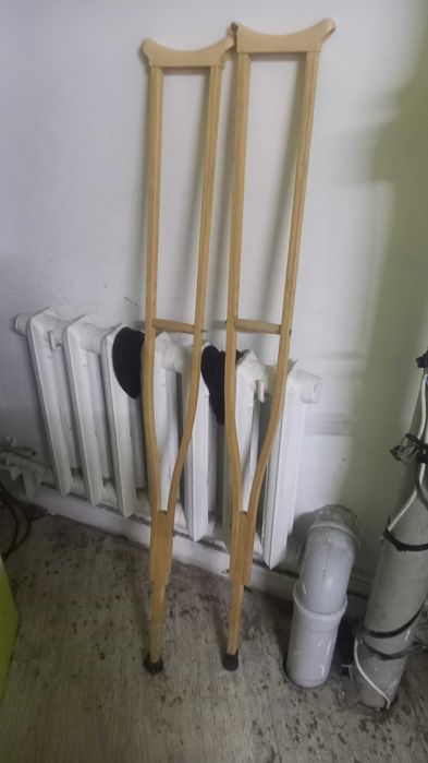 Костыли для человека