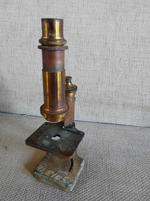 Microscop de colecție