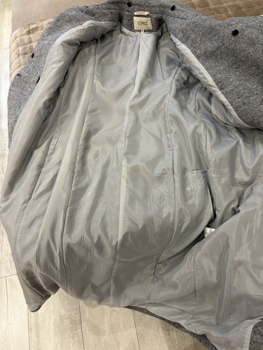 Срочно!Продается пальто женское