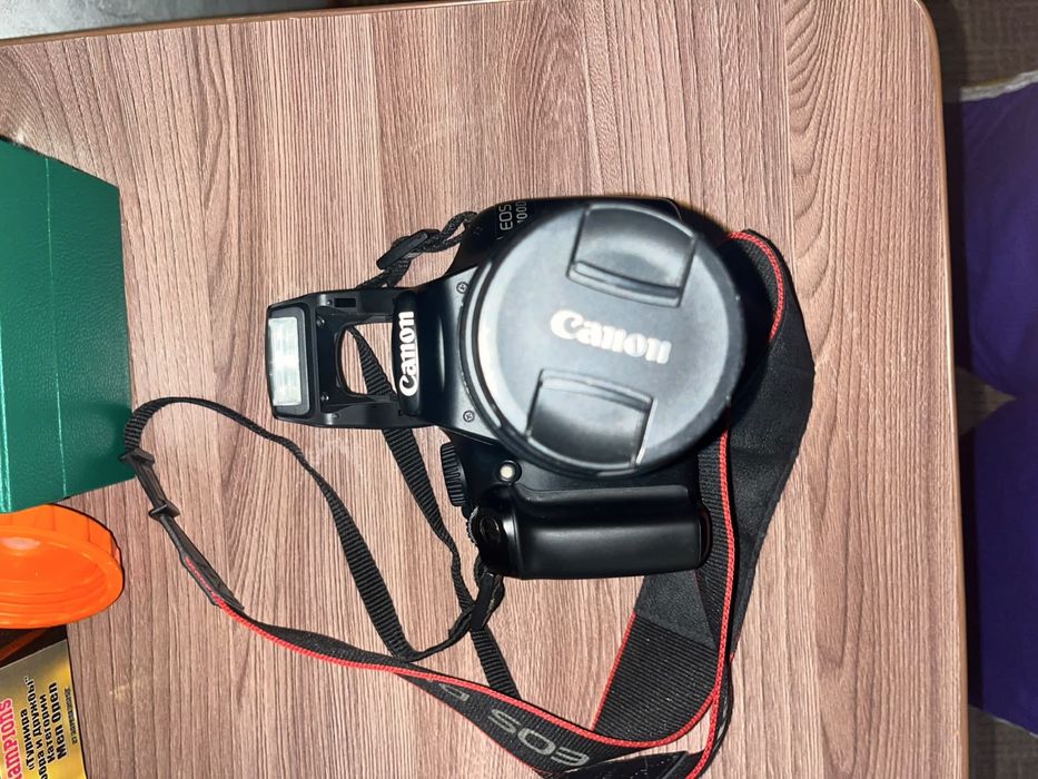 Фотоаппарат Canon 1100D