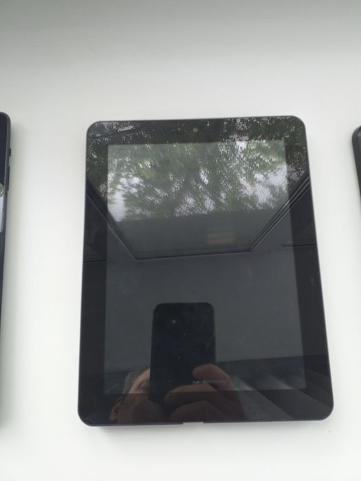 Продам Планшеты на запчасти