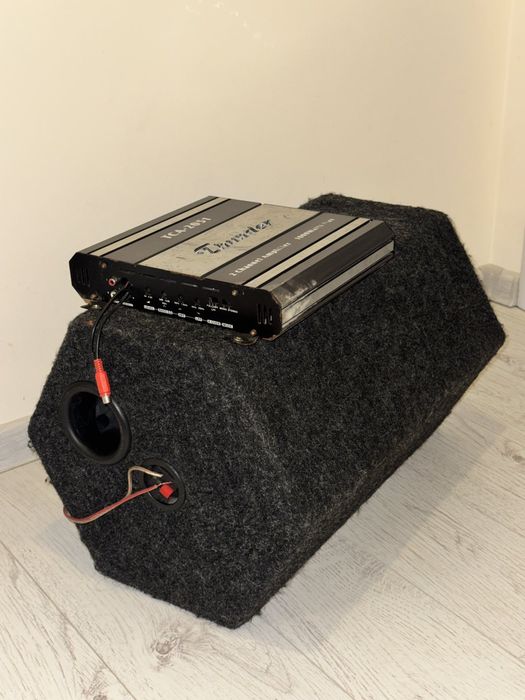 Мощна бас каса Raveland 10 инча с усилвател Thunder 1000 W
