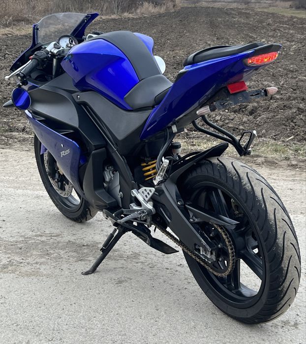 Yamaha yzf r125 / A1 / 16 ani