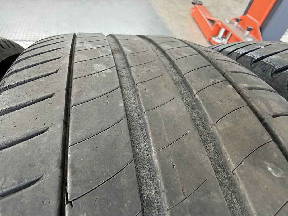 4бр. Летни Гуми С Борд 215/55R/18 -MICHELIN- DOT:2117- 5.0мм+4.1мм *80€ за Комплект*