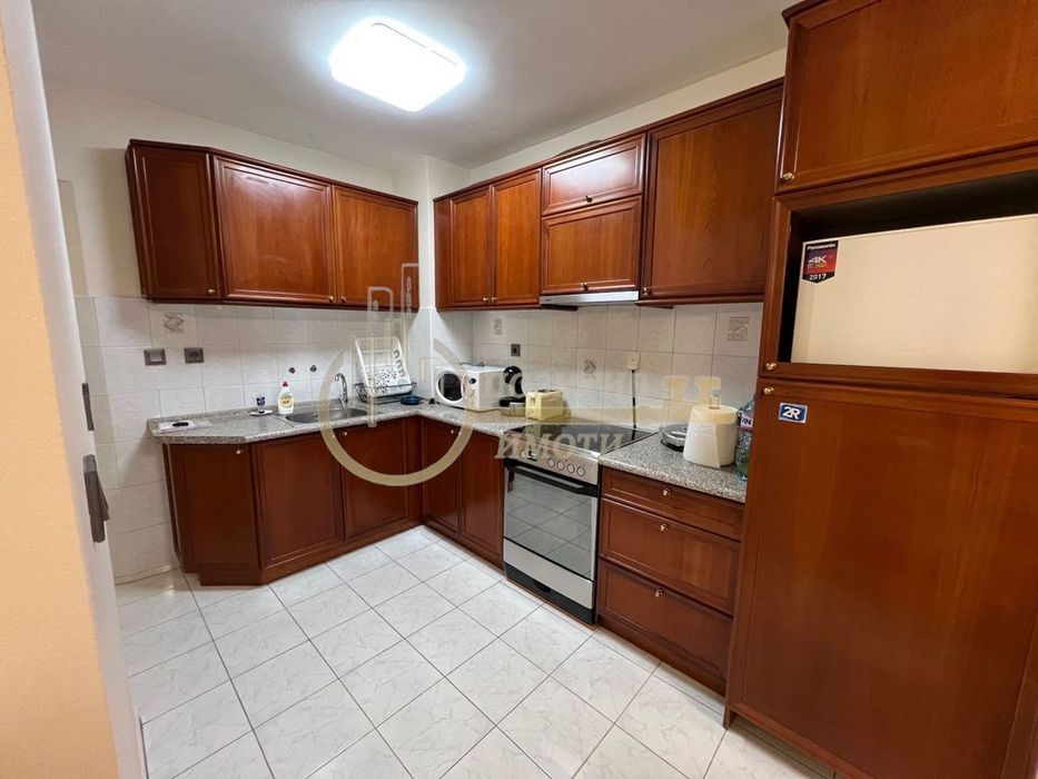 Дава се под наем Тристаен апартамент в София, Лозенец - 125 кв.м за 1350 € - Снимка #3