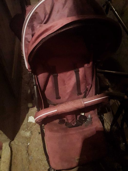 Количка за бебе в много добро състояние