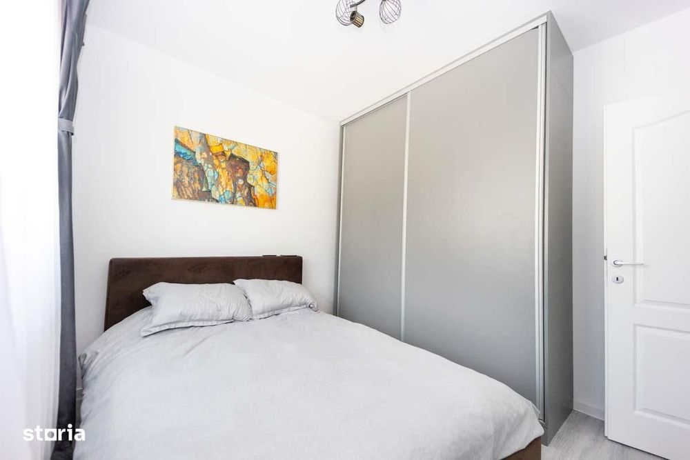 Capat CUG MOBILAT LUX apartament  2 camere INTABULAT