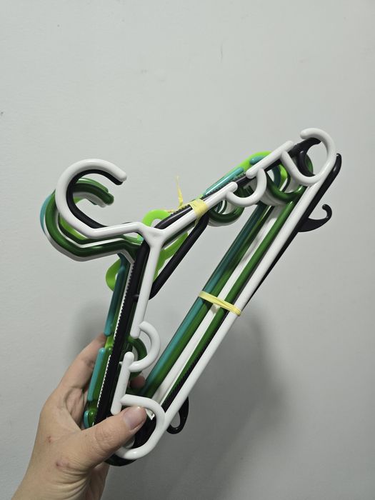 Вешалки плечики для одежды