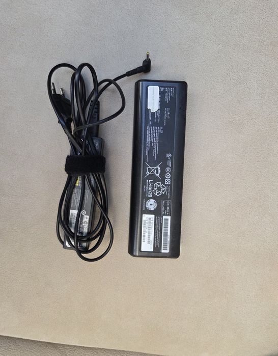 Fujitsu PC/Таблет