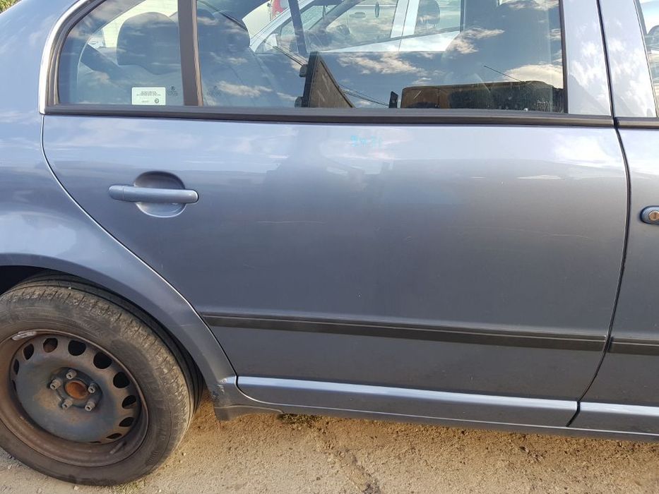 Usa / Portiera Dreapta Spate Skoda Superb 1 2002 - 2008 Cod Culoare 9431