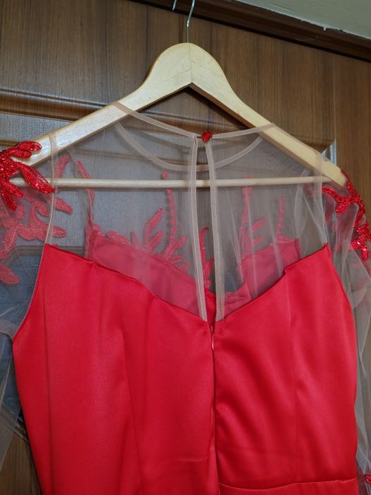 Rochie lungă roșie