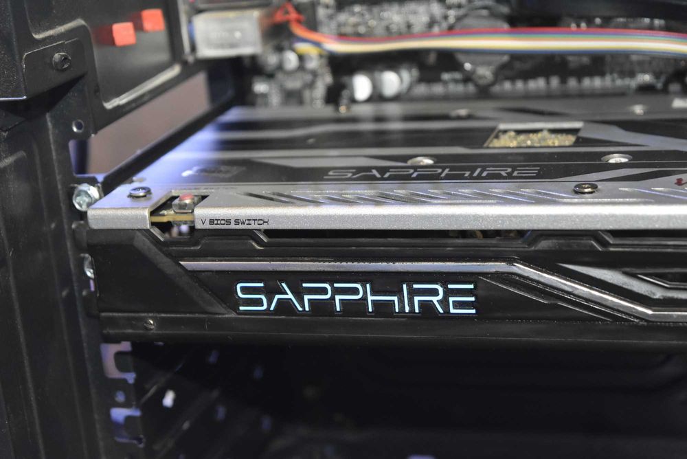 Четириядрен компютър  8 гб Видео карта и 10 Гб рам памет I5 4460 RX 480 8 GB Ram 10 GB DDR3