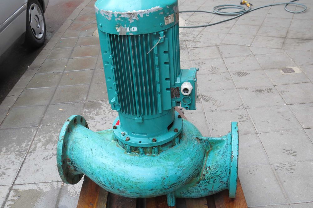 помпа вило - 11 кв. - ф ; 200 мм.