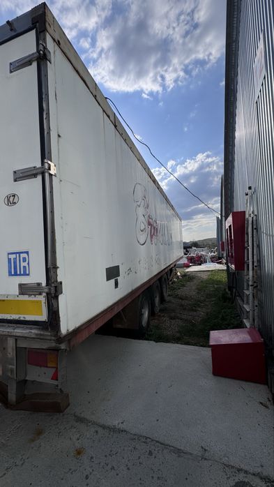 Продам рефрежартор