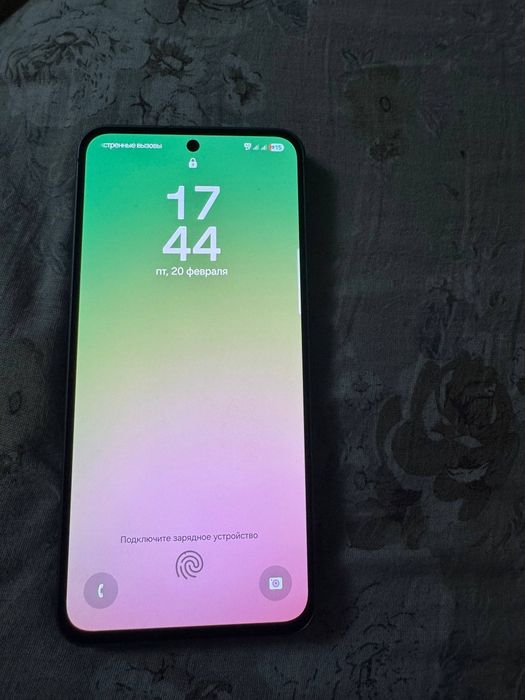 Самсунг а56 почти не использованный, как новый