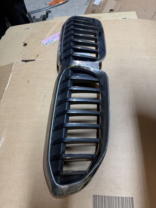 Grila radiator BMW SERIA 3 G20 Shadow 2017/2018/2019/2020/2021