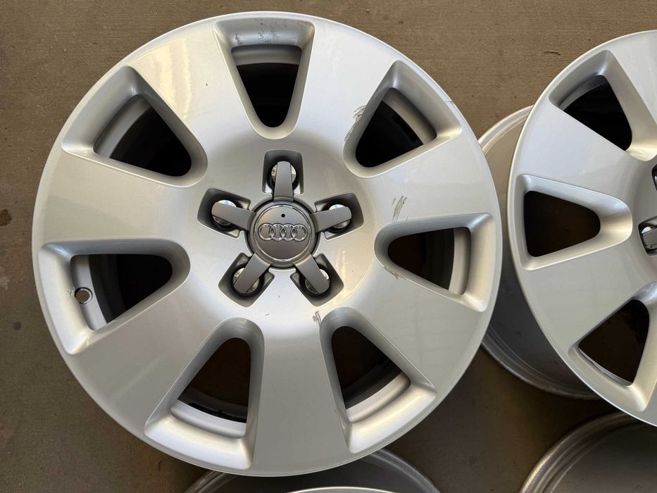 4 бр. оригинални алуминиеви джанти AUDI 18" 5x130 ф71.6, ET53, 7,5J