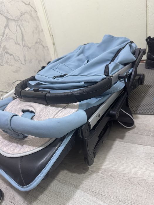 Коляска чемодан детская