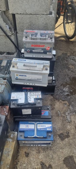 Vând bateri diferite  modele