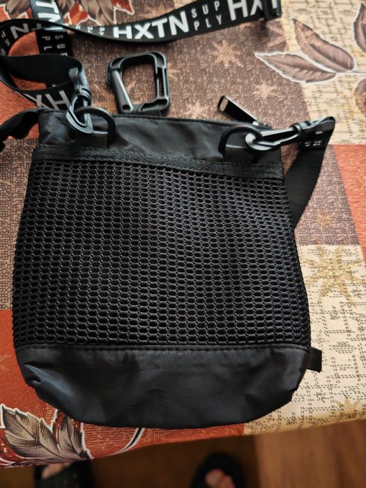 Продавам унисекс чанта