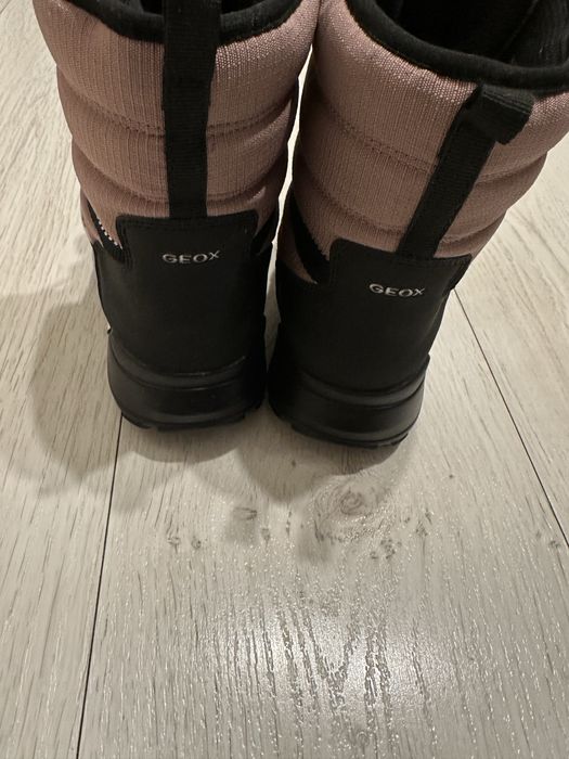 Ghete Geox fete marimea 33