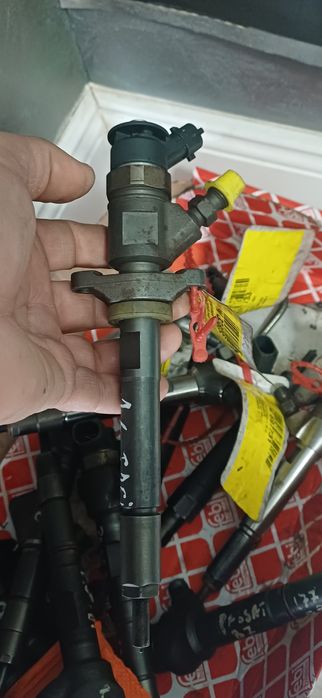 Injector Ford Focus Mk 2 2005-2010 1.6 Tdci  0445110353, 9M5Q-9F593-Aa