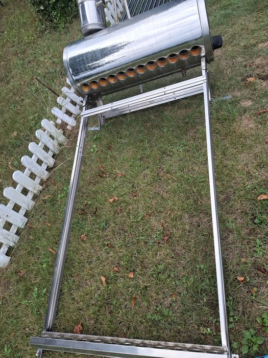 Panou solar Feroli cu 12 tuburi vidate + boiler inox
