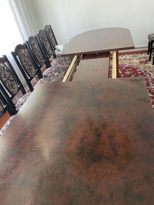 Стол мен орындық