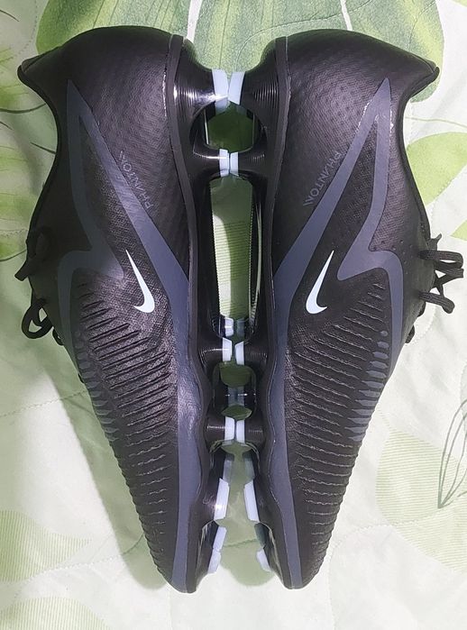 Футболни обувки Nike Phantom 6