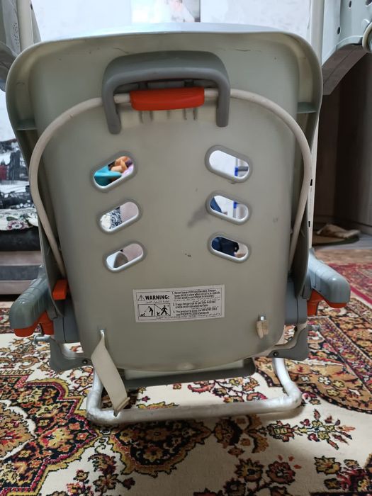 Продаю детский стульчик многофункциональный